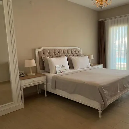 داتسا دوريس داتْشا