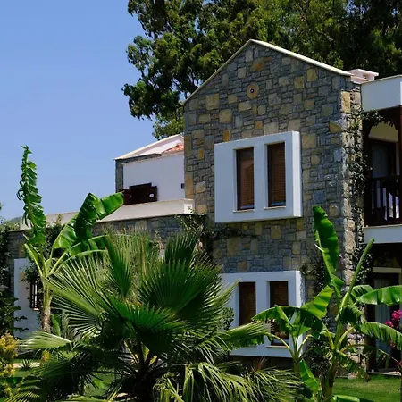 فندق داتسا دوريس 3*