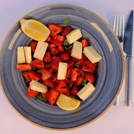 فندق داتسا دوريس داتْشا